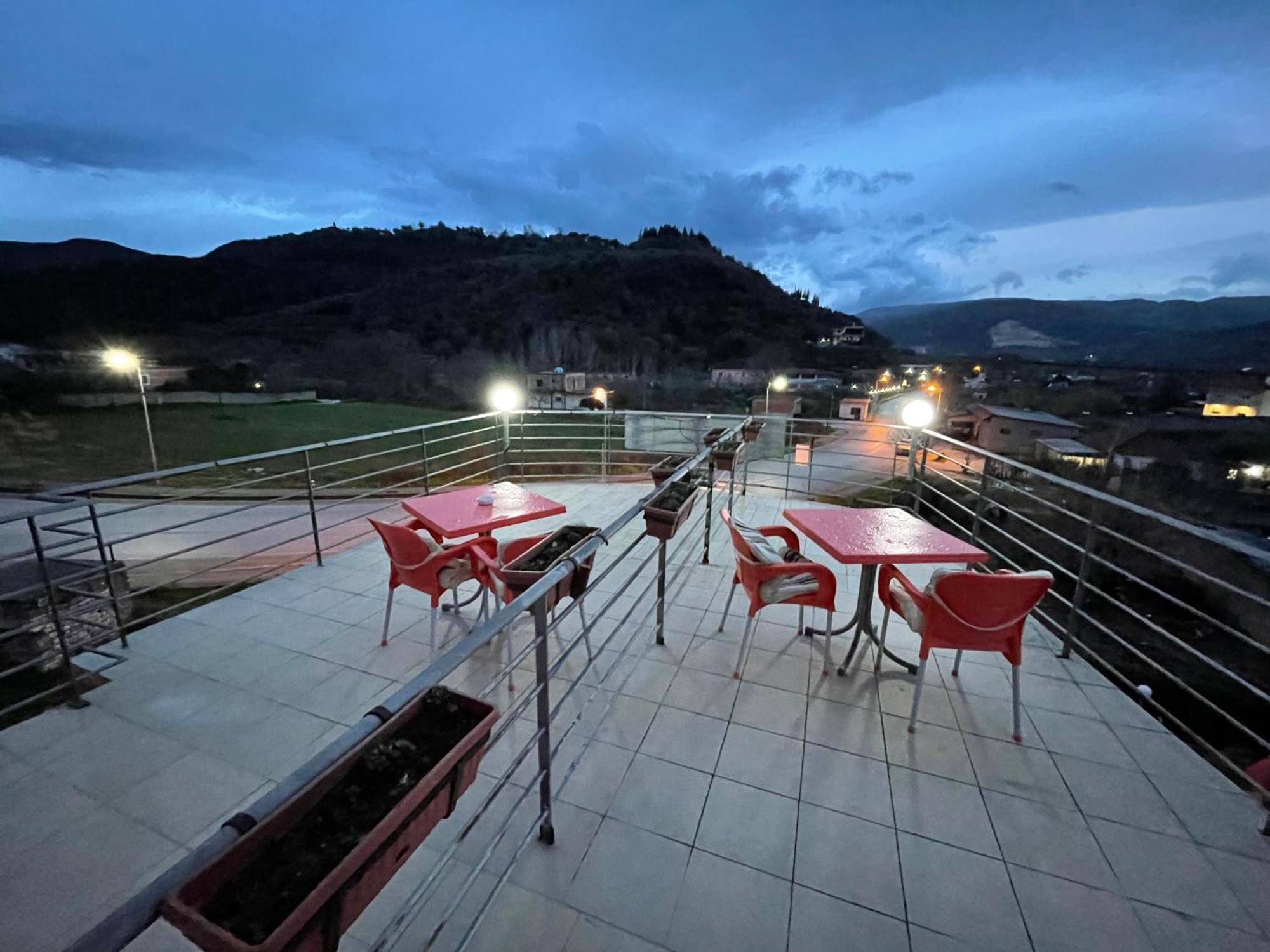 Hotel Bar Restaurant Mete Peshkepi Exteriér fotografie